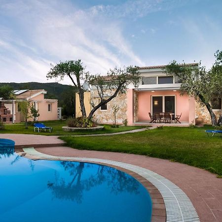 Three Stars Luxury Villas Moraitika Exteriör bild