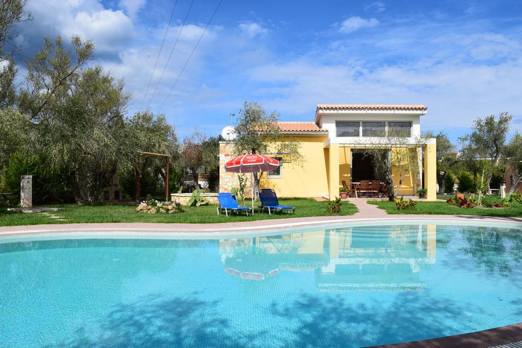 Three Stars Luxury Villas Moraitika Exteriör bild
