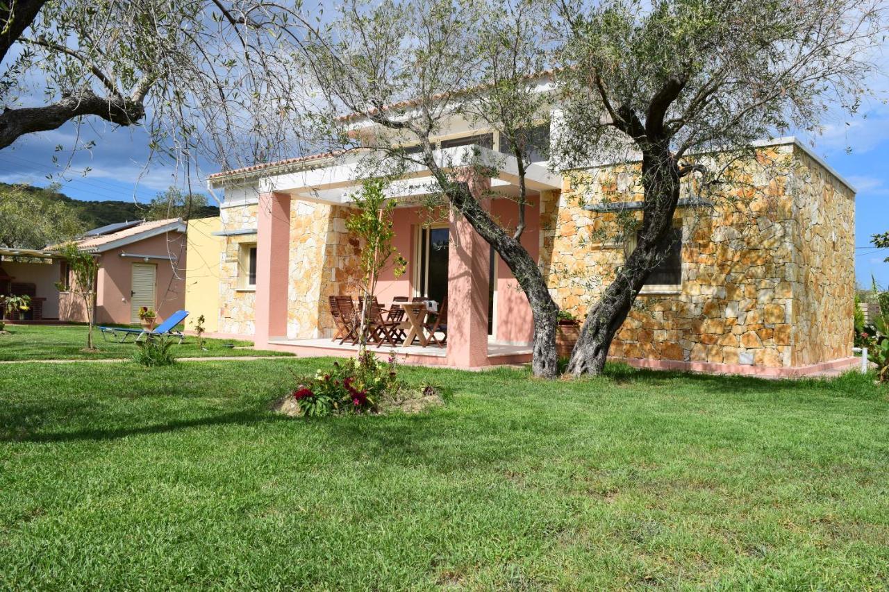 Three Stars Luxury Villas Moraitika Exteriör bild
